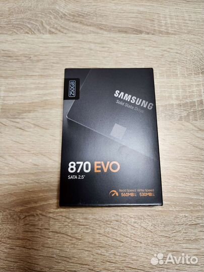 Жесткий диск SSD Samsung 870 EVO 250 GB