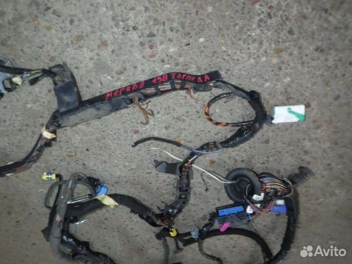 Жгут проводов панели приборов Opel Meriva Z16XE