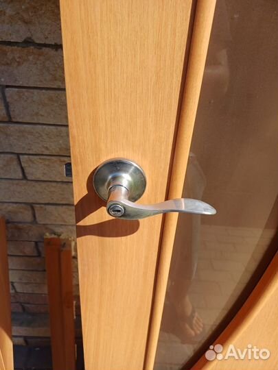 Дверь с коробкой бу