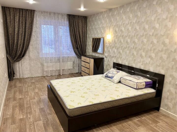 2-к. квартира, 66 м², 6/19 эт.