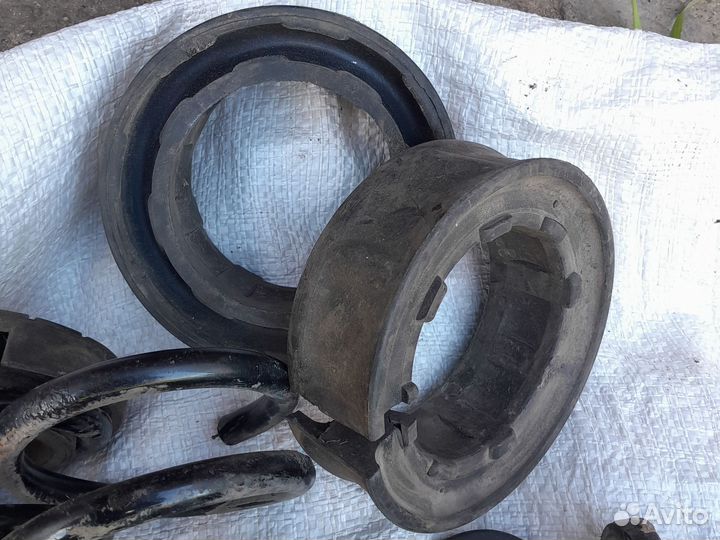 Задние стойки в сборе hyundai elantra hd