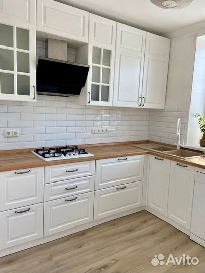 Кухонный гарнитур без ручек CN:034177