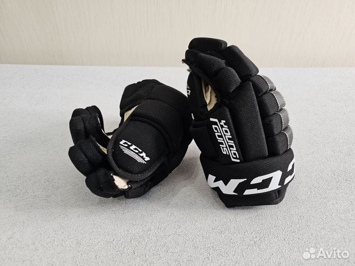 Краги хоккейные детские, CCM, новые, размер 9