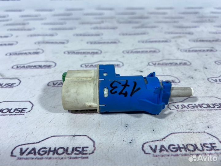 Датчик включения стоп сигнала Ford Focus 2 1.8