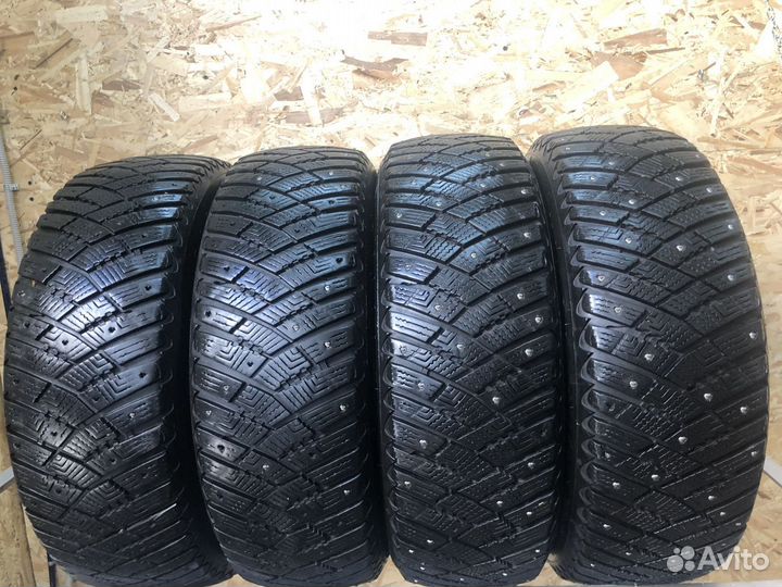 Goodyear Ultragrip Ice Arctic 195/65 R15