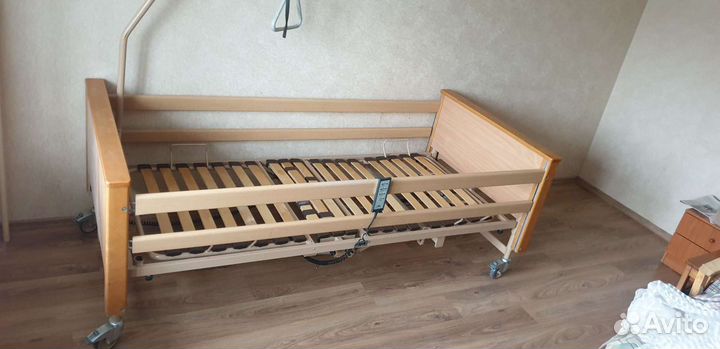 Кровать медицинская для лежачих больных