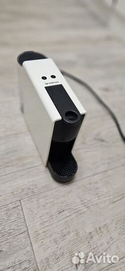 Капсульная кофемашина nespresso essenza