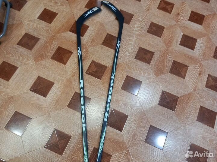 Клюшка хоккейная