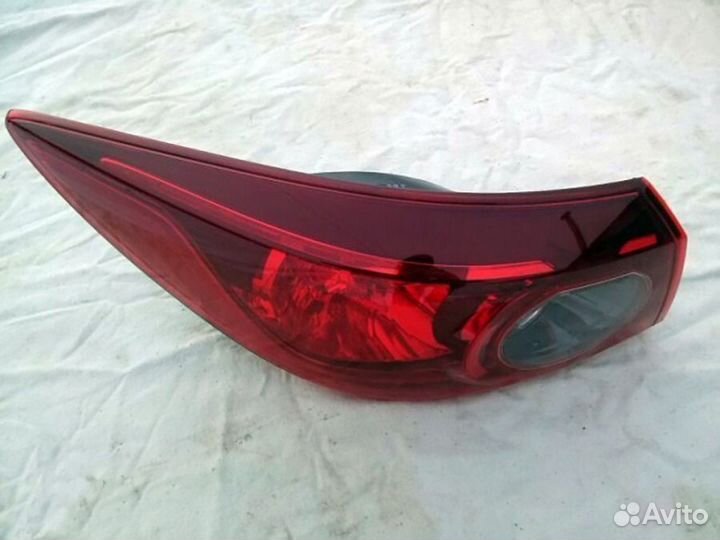 Фонарь задний левый внешний Мазда 3 BM Седан 2013