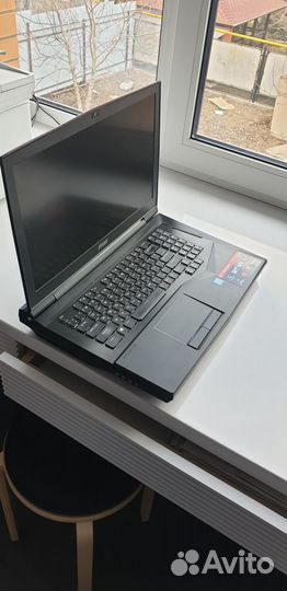 Игровой ноутбук msi 17