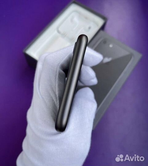 iPhone 8, 64 ГБ