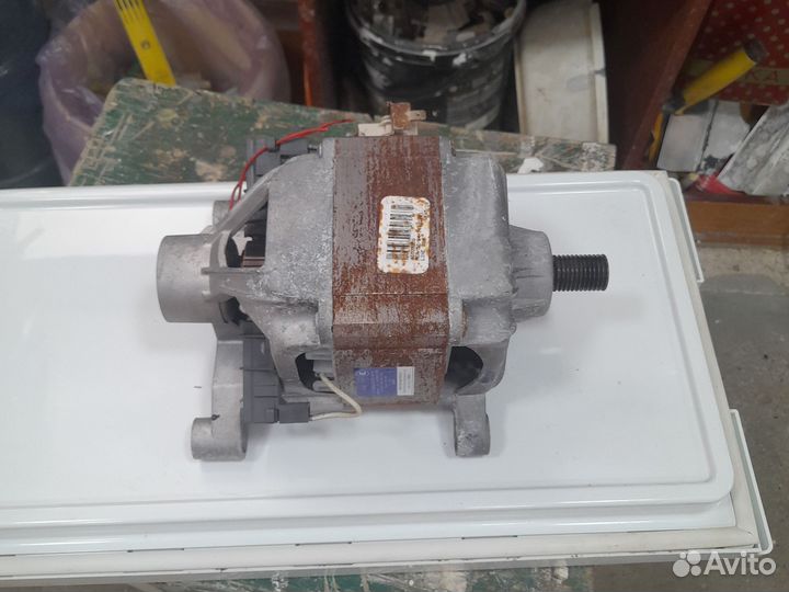 Двигатель от стиральной машины Haier