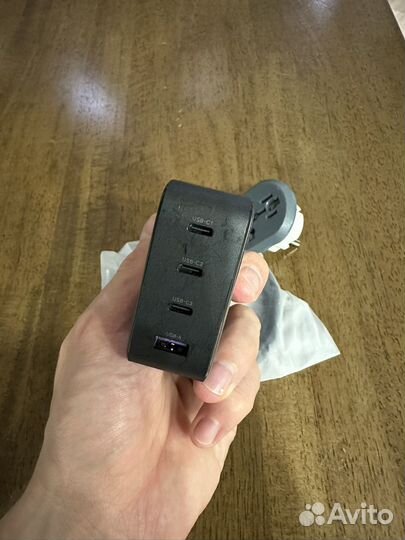 Блок Ugreen USB A + 3 USB C 100W GaN