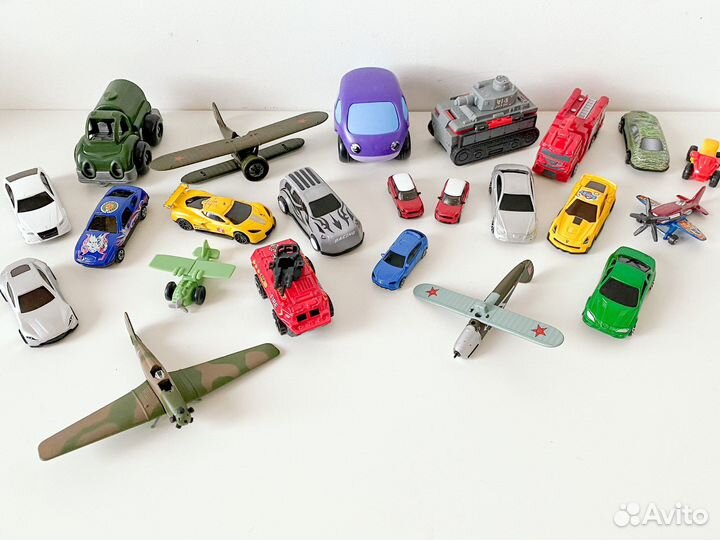 Металлические машинки хотвилс, киндеры, коллекция