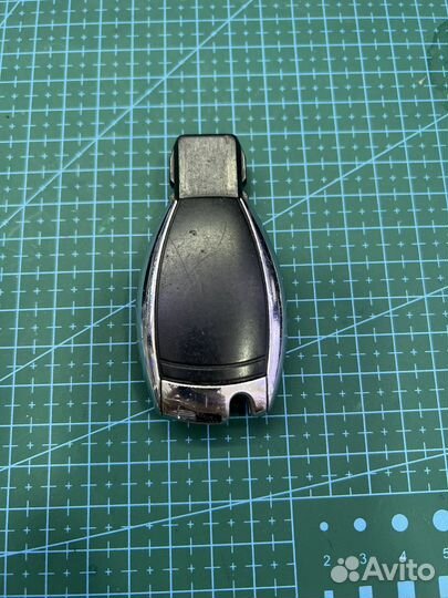 Ключ mercedes рыбка