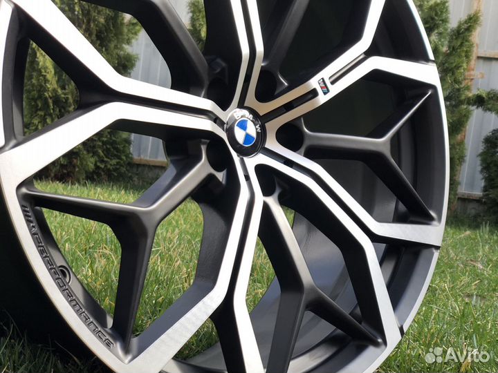 Диски BMW BMW X7 M R22 разноширокие
