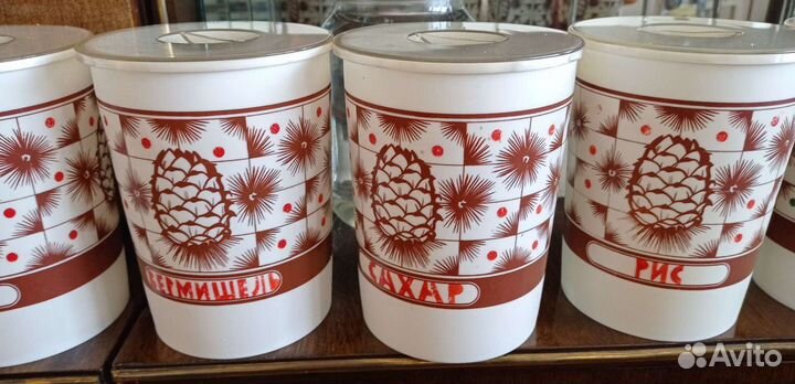 Ёмкости для сыпучих продуктов