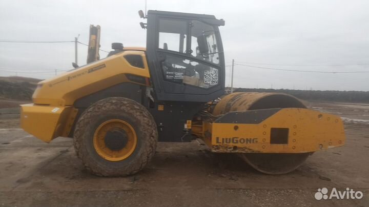 Дорожный каток LiuGong CLG6616E, 2022