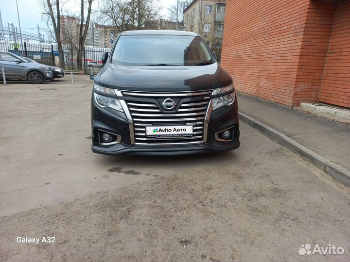 Nissan Elgrand 2.5 CVT, 2018, 123 100 км