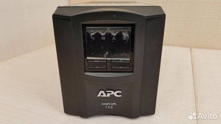 Ибп APC Smart-UPS 750VA LCD б/у, без акб