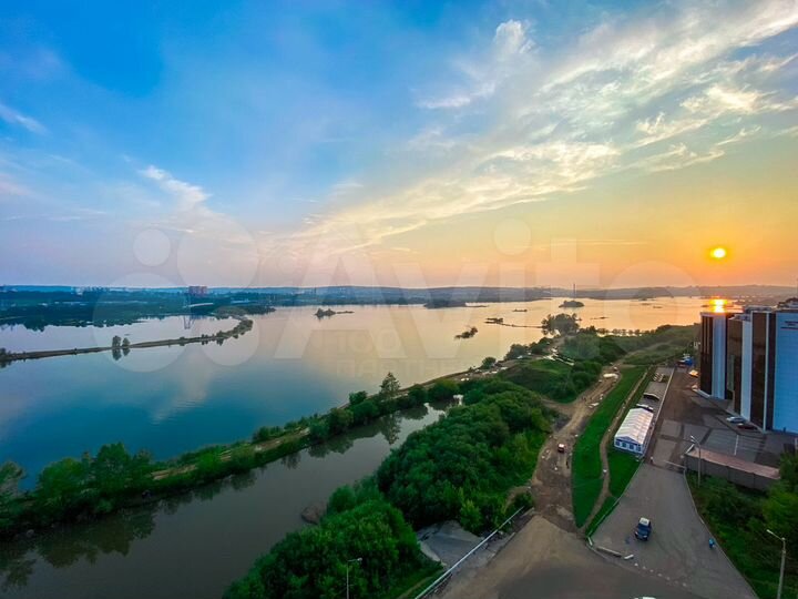 2-к. квартира, 80 м², 11/17 эт.