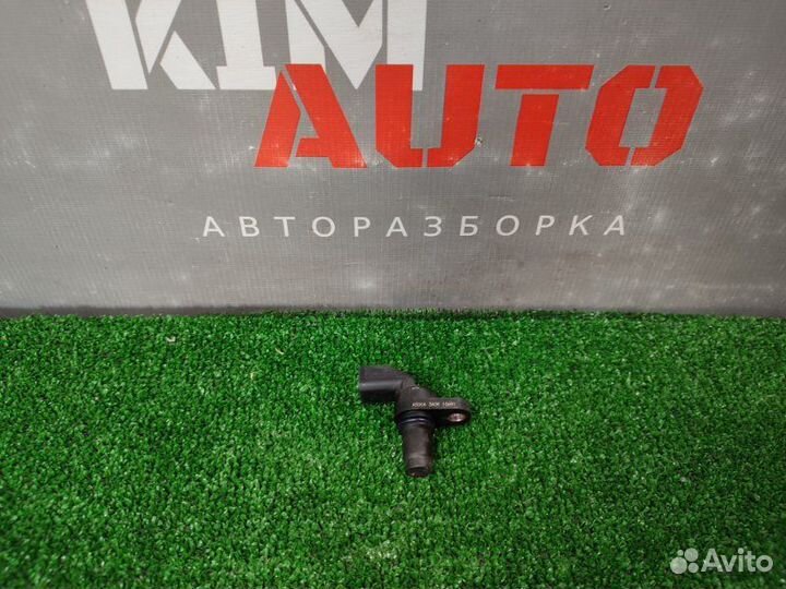 Датчик распредвала Ford Focus 3 седан 2.0L duratec