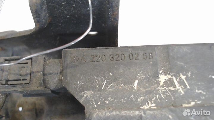 Блок клапанов Mercedes S W220, 2005