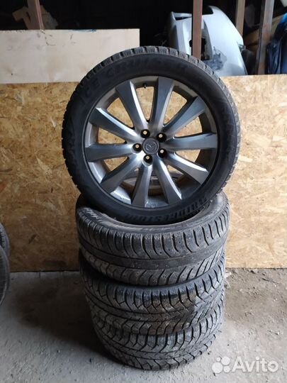 Зимние колеса в сборе 245/50/20 Bridgestone