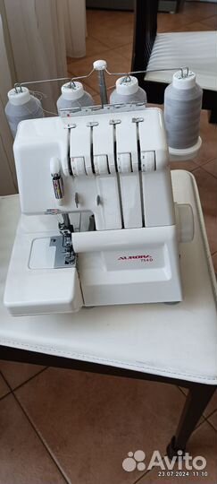 Оверлок aurora 754D