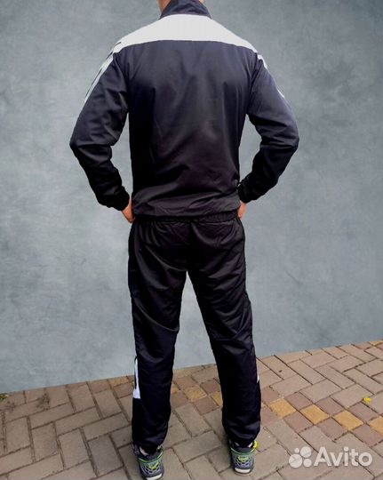 Спортивные костюмы Adidas