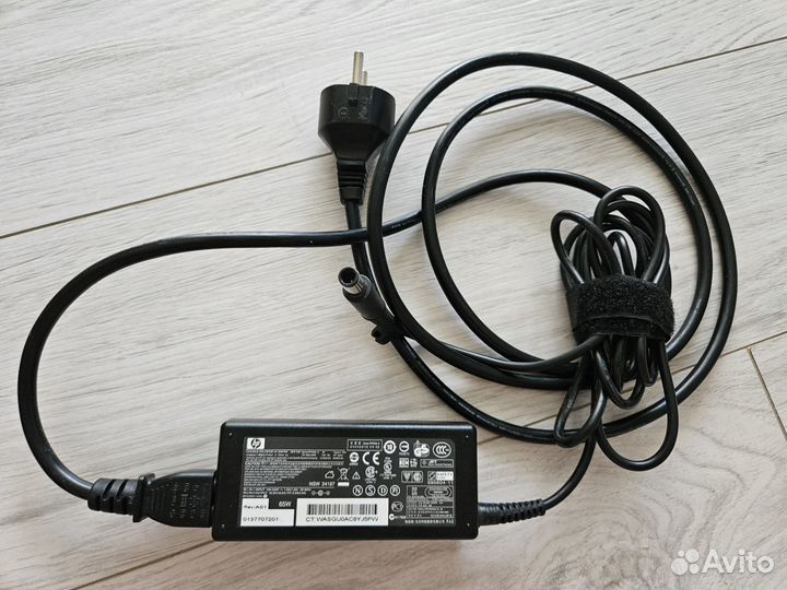 Блок питания для ноутбука HP 65W