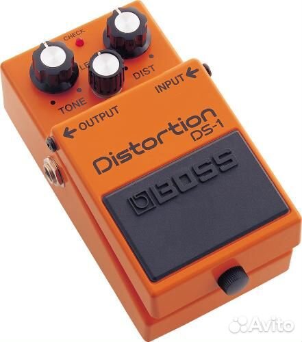 Педаль для гитары Boss DS-1 Distortion