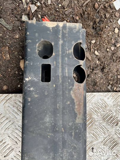 Усилитель бампера передний Toyota Camry SV20