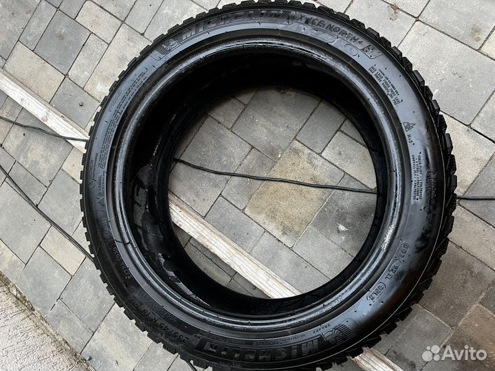 Michelin X-Ice North 4 235/45 R18