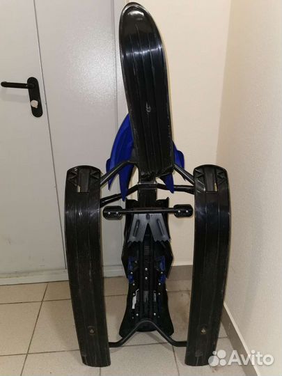 Снегокат Yamaha Nytro Hubster (синий)