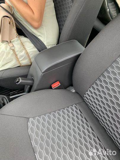 Подлокотник Лада Гранта/Калина