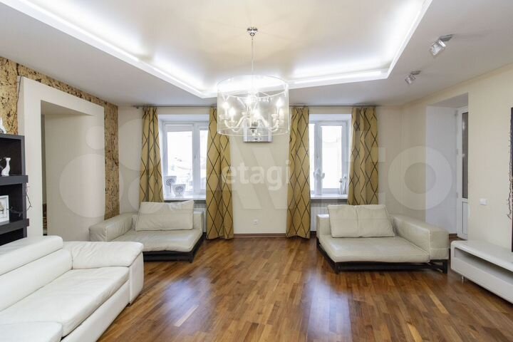 3-к. квартира, 144 м², 3/7 эт.