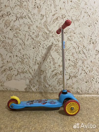 Продам детские самокаты