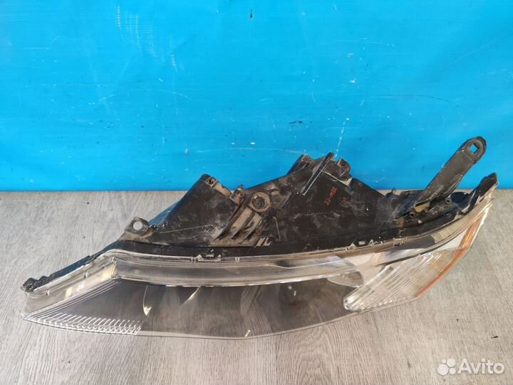 Фара левая Mitsubishi Outlander 2007-2009
