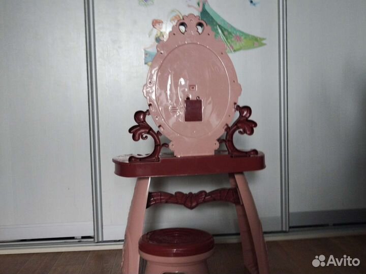 Детский туалетный столик для девочки