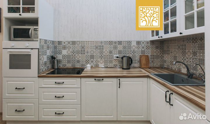 Угловая кухня «Тиона» + духовка в подарок