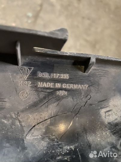 Porsche Macan Воздуховод Интеркулера Левый