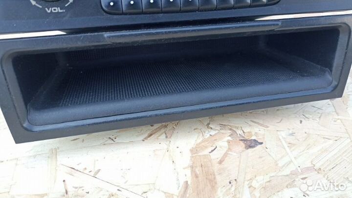 Магнитола Porsche Cayenne 957 M48.01 2007