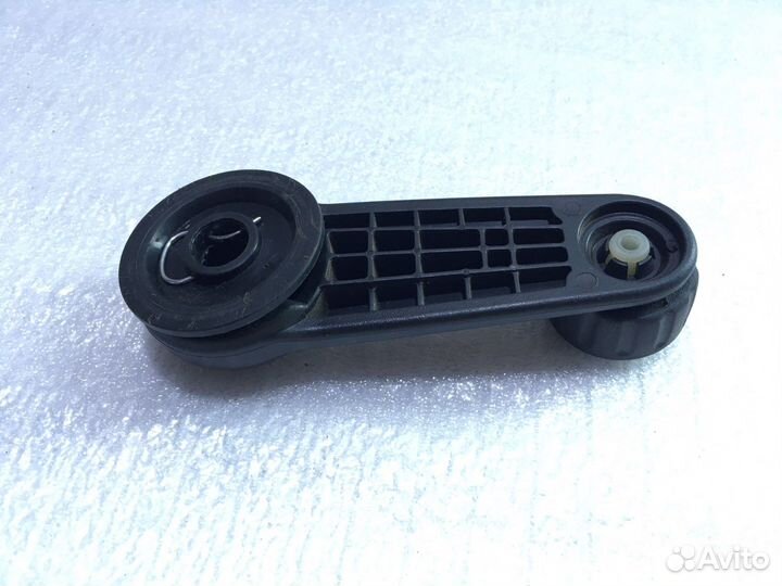 Ручка стеклоподъемника Nissan Almera G15