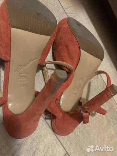 Corso como босоножки 36,5