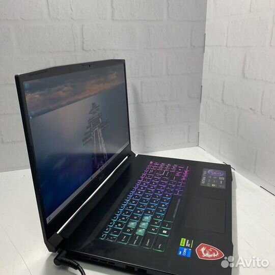 Ноутбук MSI Katana 17 B12U (Рассрочка /О3)