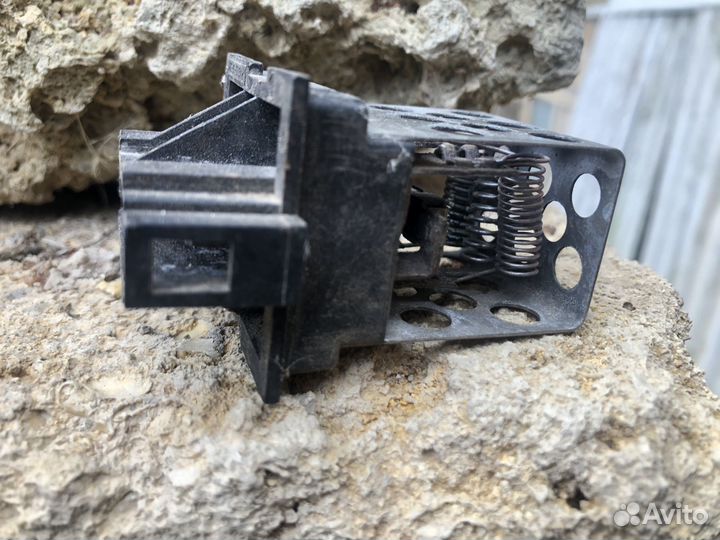 Реостат печки skoda felicia