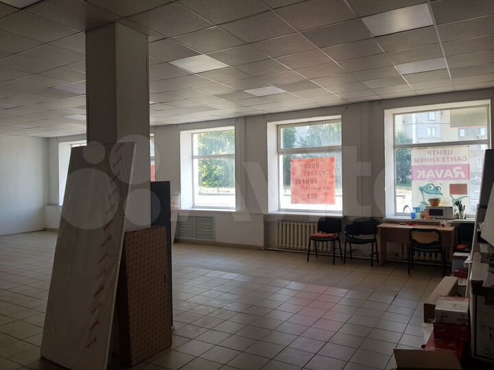 Помещение на первой линии, 300 м² ул.Ленина