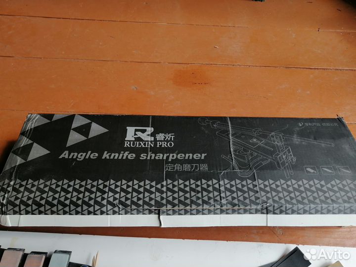 Точилка для ножей с поворотным механизмом