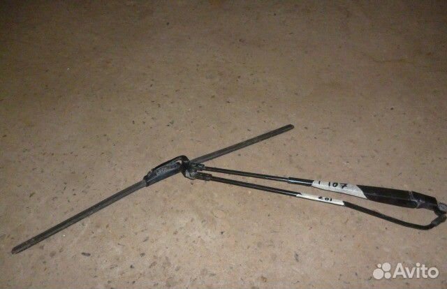 Peugeot 107 дворник лобового стекла